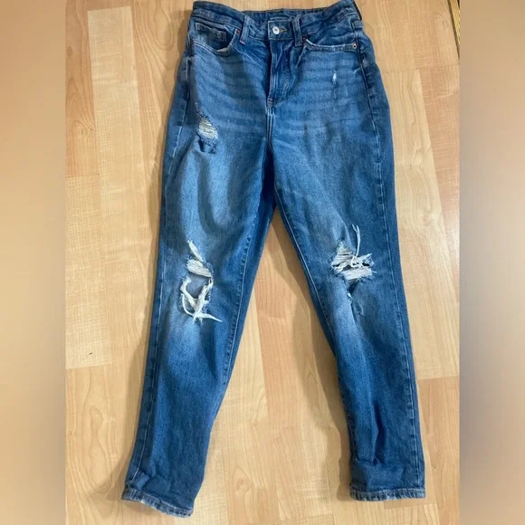 High Rise Straight Jeans - Picture 1 of 3